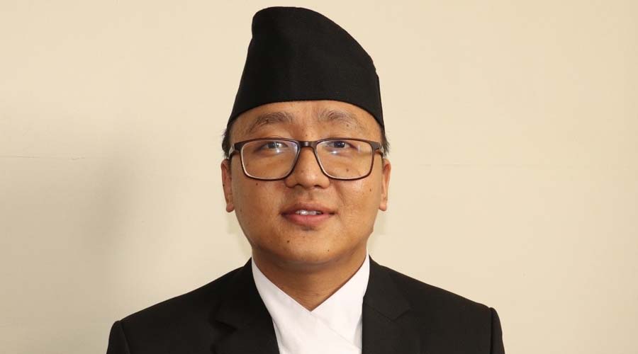 ३४ वर्षे न्यायधिशको इजलासमा पूर्व गृहमन्त्री लामिछानेको थुनछेक